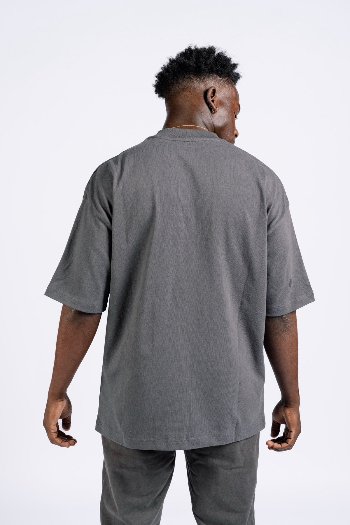 MENS TEE- CHARCOAL